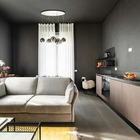 10 Manzoni Apart-hotel Cremona