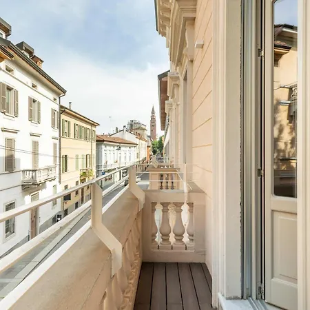 10 Manzoni Apart-hotel Cremona
